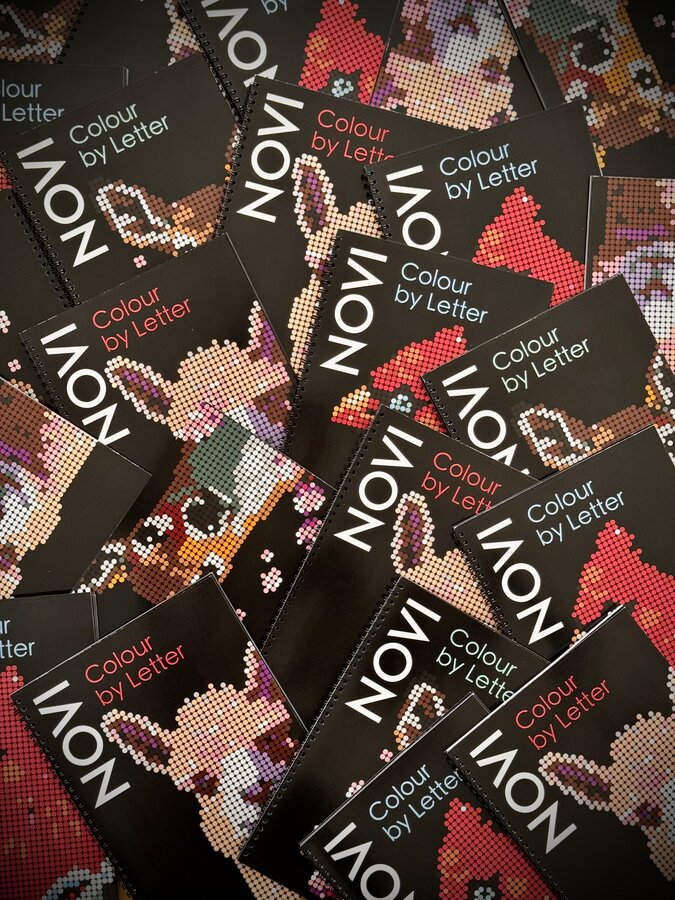 Premium Edition Bundle — voorkant met pixel art design